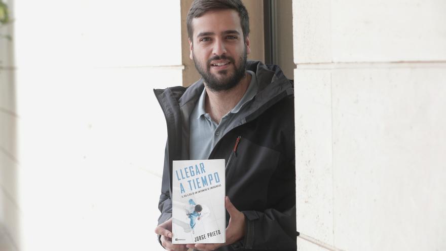 Jorge Prieto, el enfermero viral del Wanda, presenta su nuevo libro