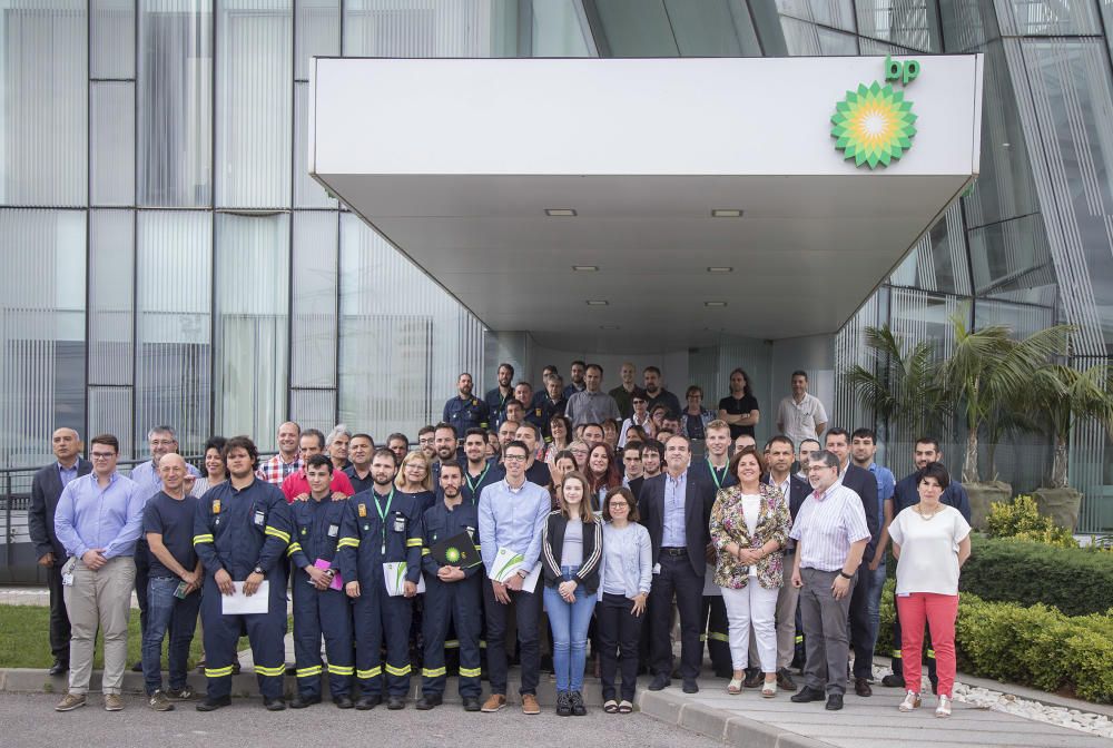 Entrega diplomas del programa de la Primera Edición Becas BP 2020