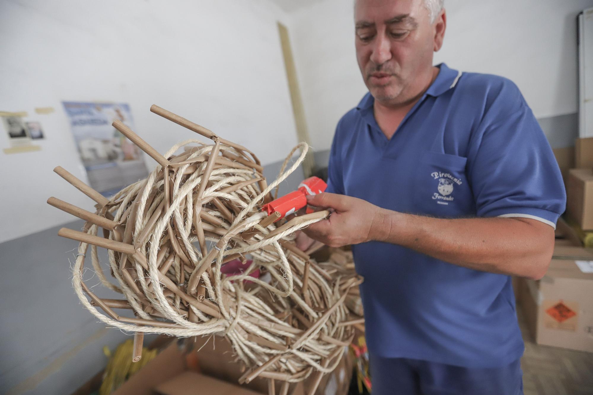 El negocio de la pirotecnia se dispara un 30% en la provincia tras el covid