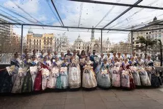 El Extra de Fallas de Levante-EMV llega al balcón del Ayuntamiento