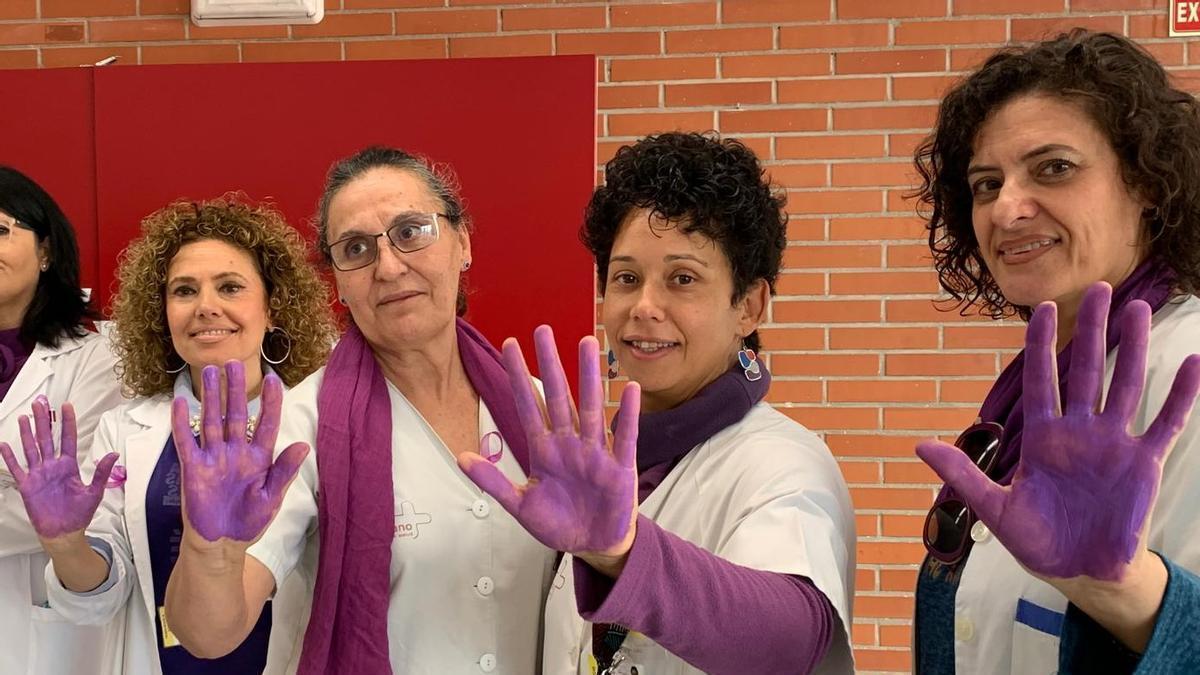 Ana Carrillo, Fuensanta Carrasco, Antonia Cantero y Lucrecia Escrivá, del Comité de Violencia de Género.
