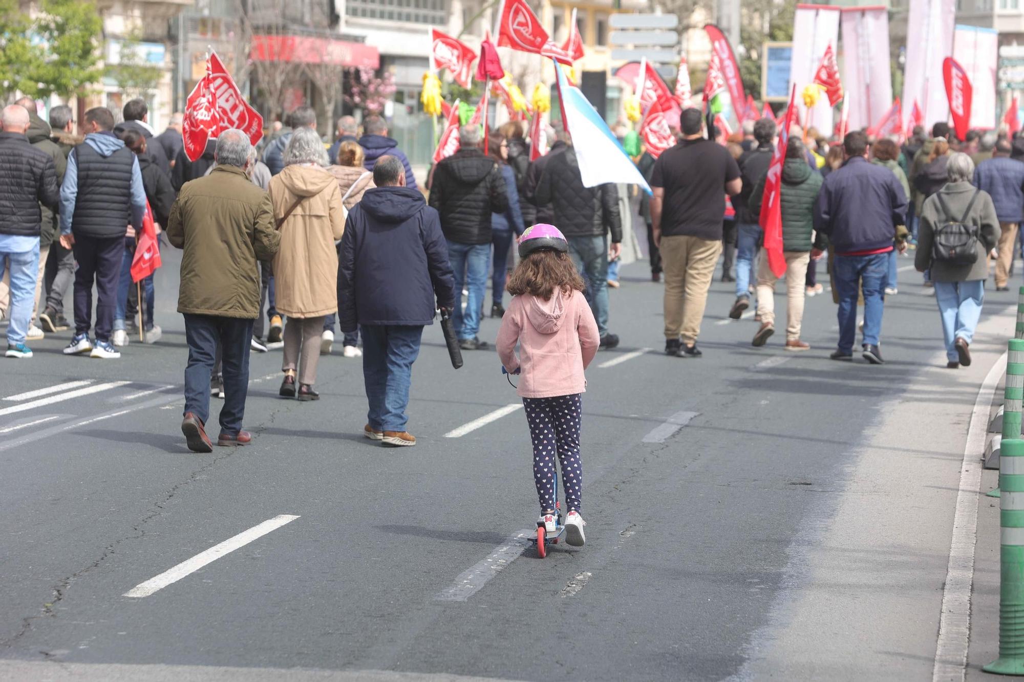 Día del Trabajador en A Coruña: Manifestación de CCOO y UGT por el 1 de mayo