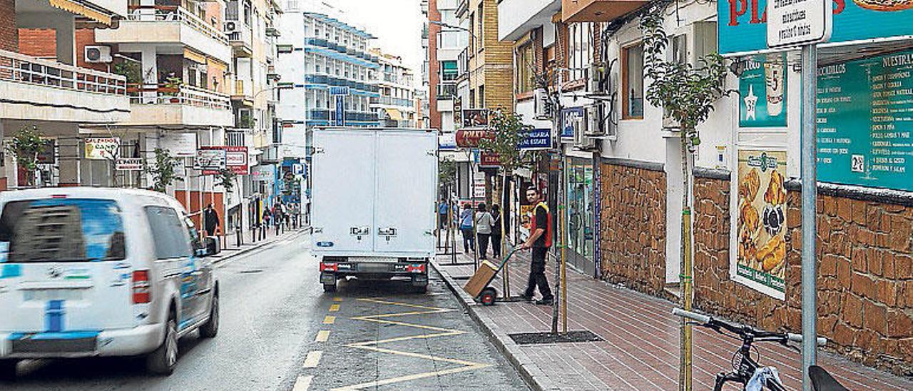 La parada de la calle Almendros que ahora está restringida.