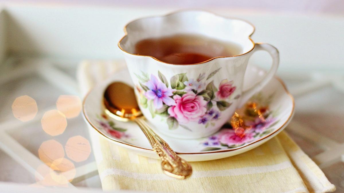 Tomar té rojo te ayudará a bajar barriga