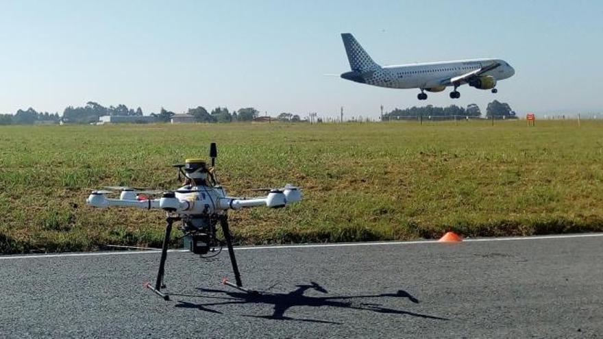 Un dron en el espacio aéreo del aeropuerto de Madrid obliga a cerrar Barajas durante casi dos horas