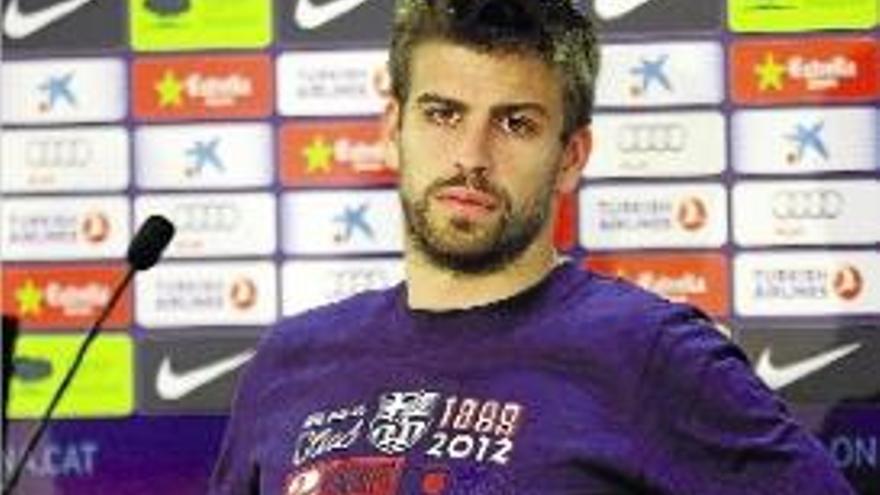 Piqué, en un moment de la seva roda de premsa d&#039;ahir.