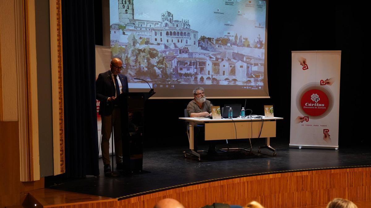 Presentación del IX Informe Foessa sobre exclusión y desarrollo social en Castilla y León, en el Seminario.