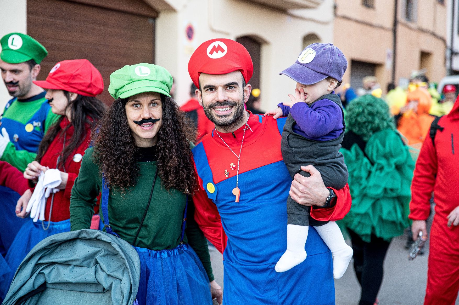 Busca't a les imatges de la rua de carnestoltes d'Avinyó