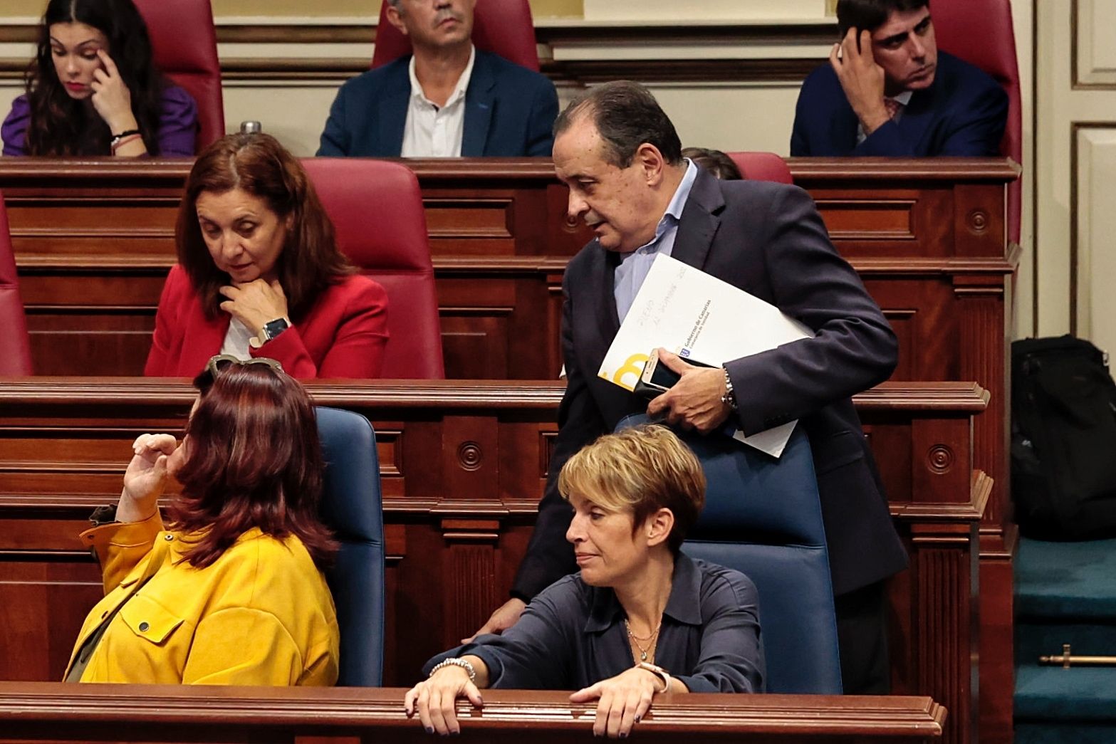 Pleno en el Parlamento de Canarias (12/12/22)