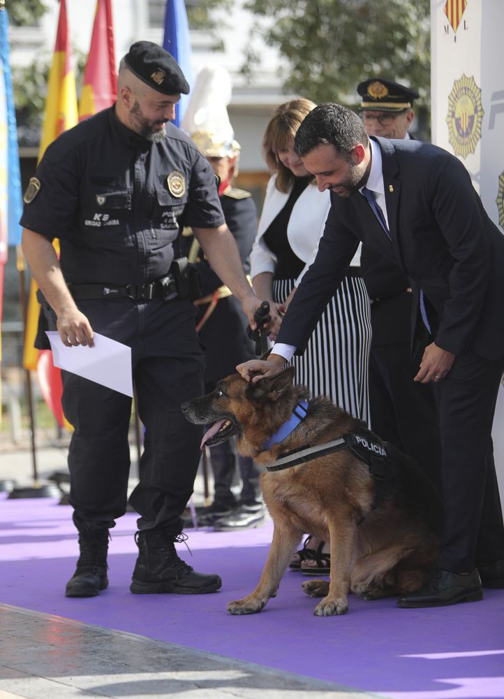Así ha transcurrido el acto institucional de la Policía Local en el Port de Sagunt