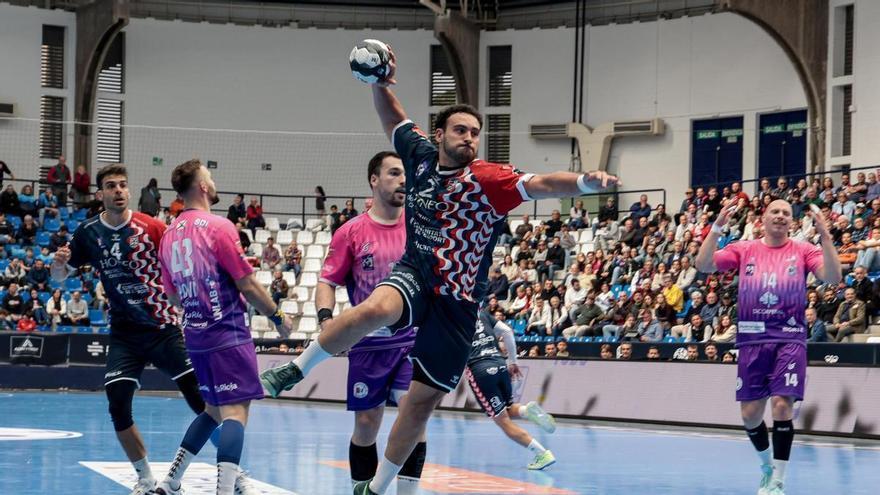 El Horneo Alicante se enfrenta al Cuenca en un duelo de iguales