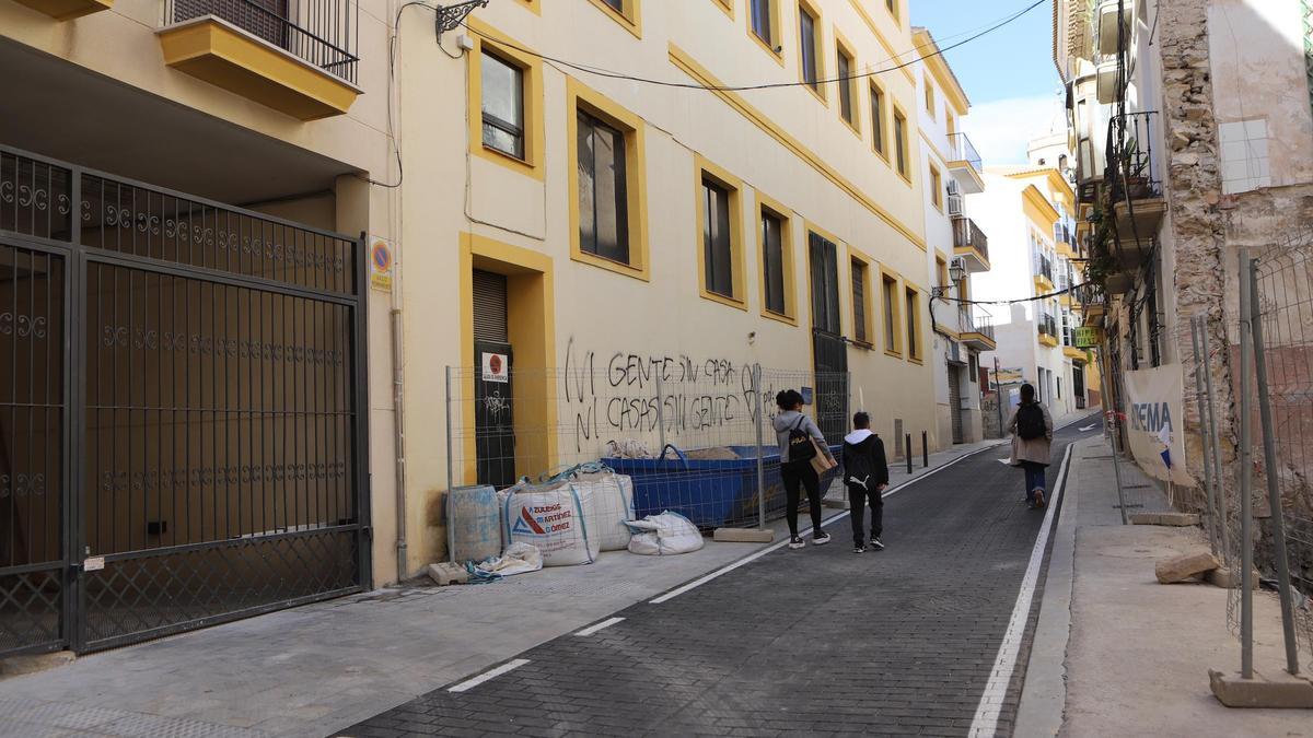Obras en la calle Alburquerque.