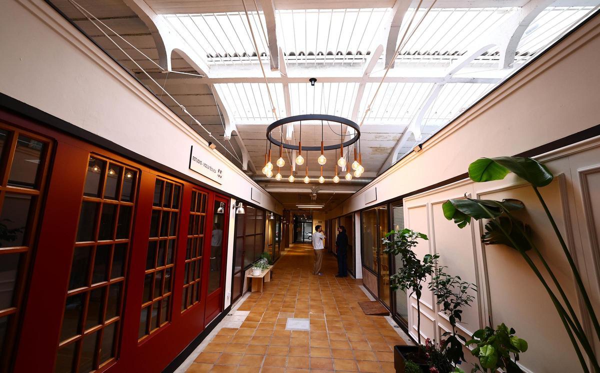 Así ha quedado el interior del antiguo mercado de la Estación.