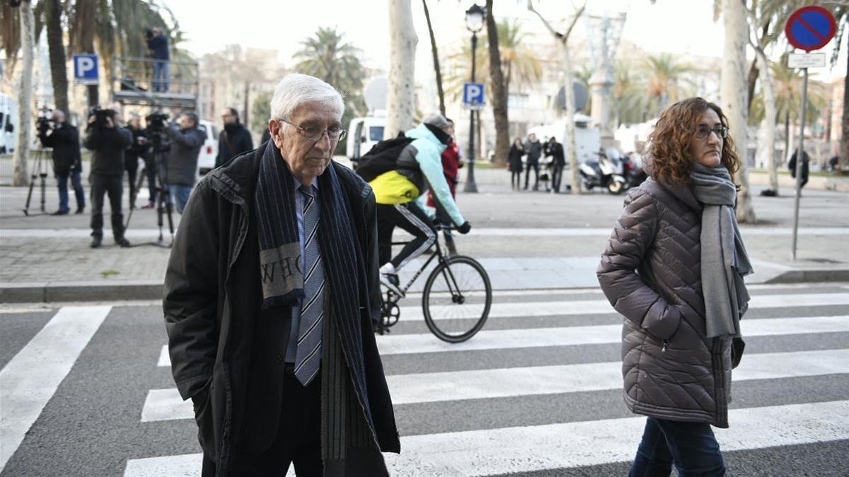 Llegada de Osacar a la Audiencia de Barcelona