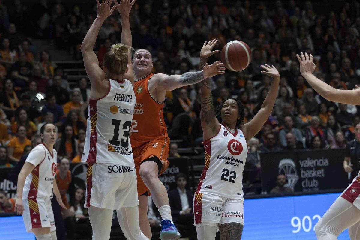 Partido Valencia Basket- Casademont Zaragoza