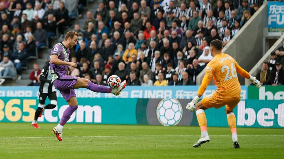 Harry Kane marcó uno de los goles que doblegó al Newcastle