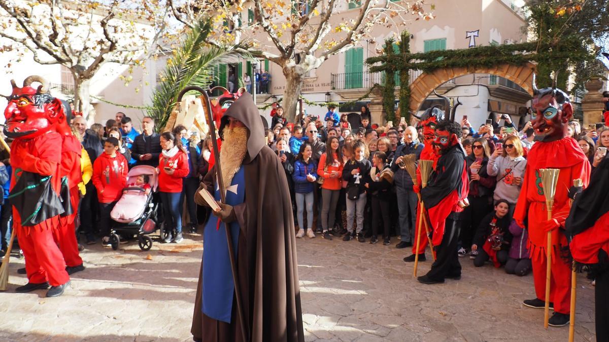 Sant Antoni y los &#039;dimonis&#039;, esta tarde en sa Pobla.