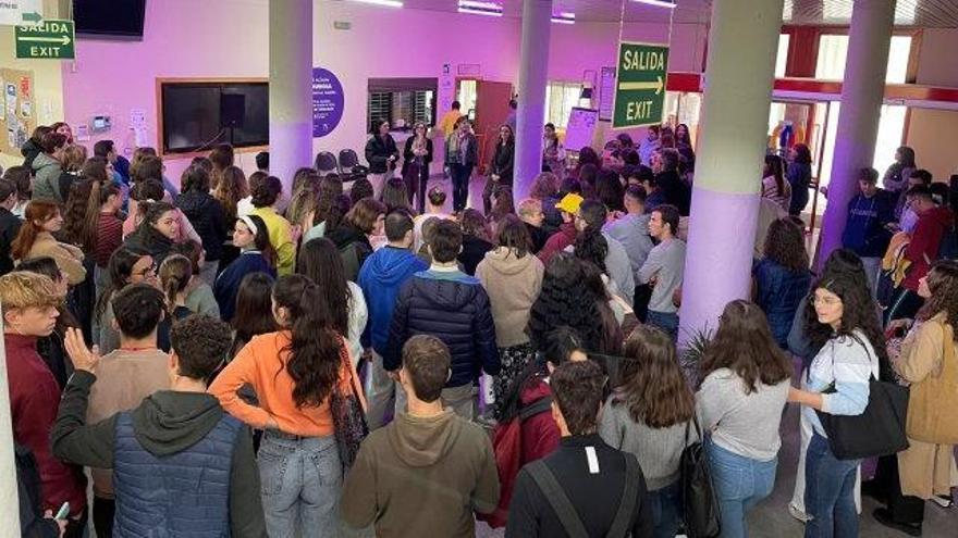 Punto violeta de la Facultad de Ciencias de la Educación y Psicología.