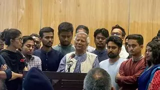 Yunus, un Nobel de la paz para pacificar Bangladés