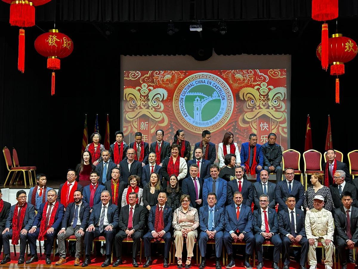 Castellón acompaña a su comunidad china en la entrada en el Año del Dragón