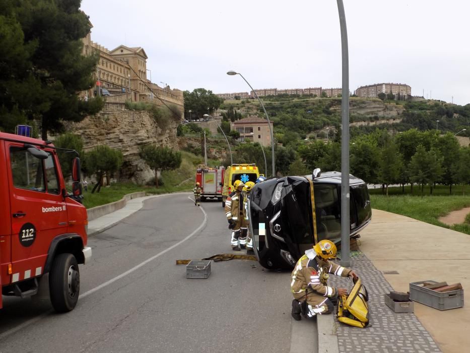 Aparatós accident al carrer de Sant Marc, a Manresa