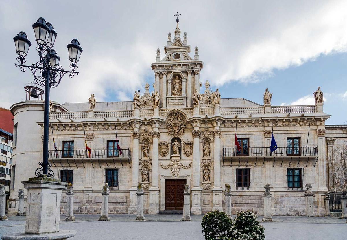 Universidad de Valladolid, en una colegiata