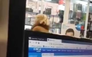 El trabajador de una tienda en Madrid denuncia comentarios racistas: "Vete a tu país de mierda"