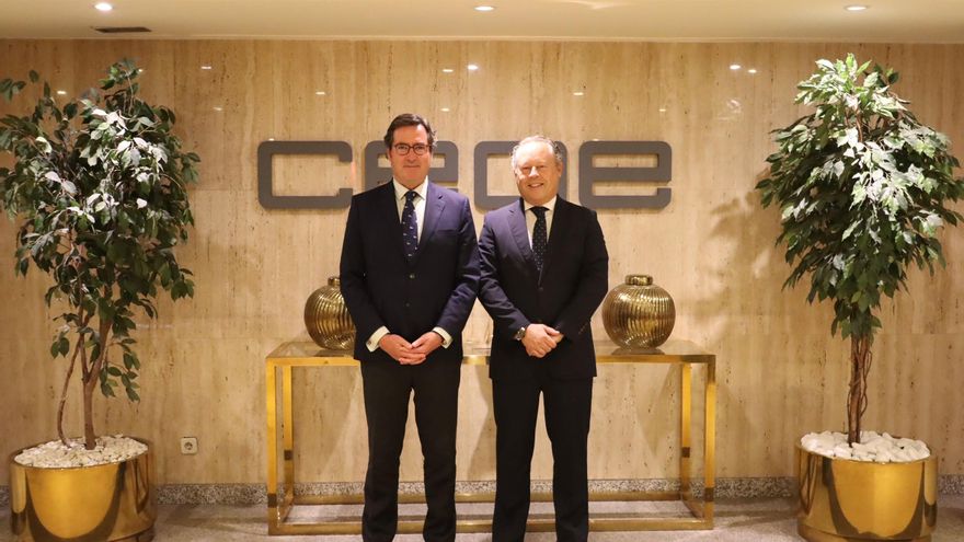 Oliver Alonso, presidente &amp; CEO de Domingo Alonso Group; Antonio Garamendi, presidente de CEOE