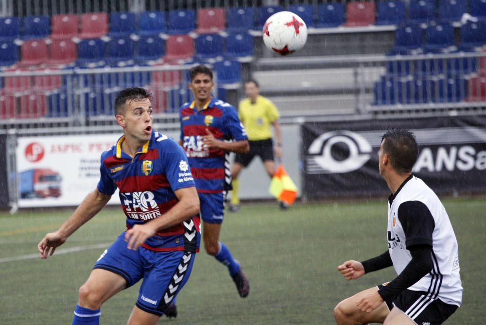 Les millors imatges del Llagostera-Valencia Mestalla (2-2)