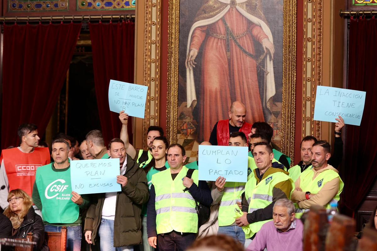 Protesta de la Policía Local en Cort