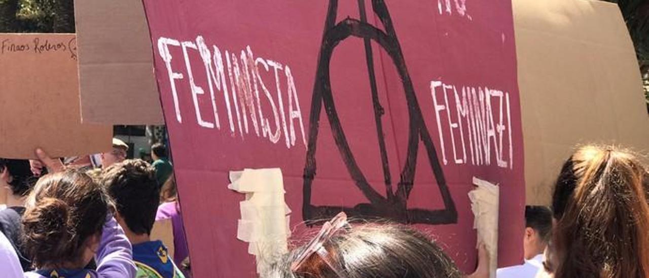 8M - Día Internacional de la Mujer | La manifestación feminista toma Las Palmas de Gran Canaria