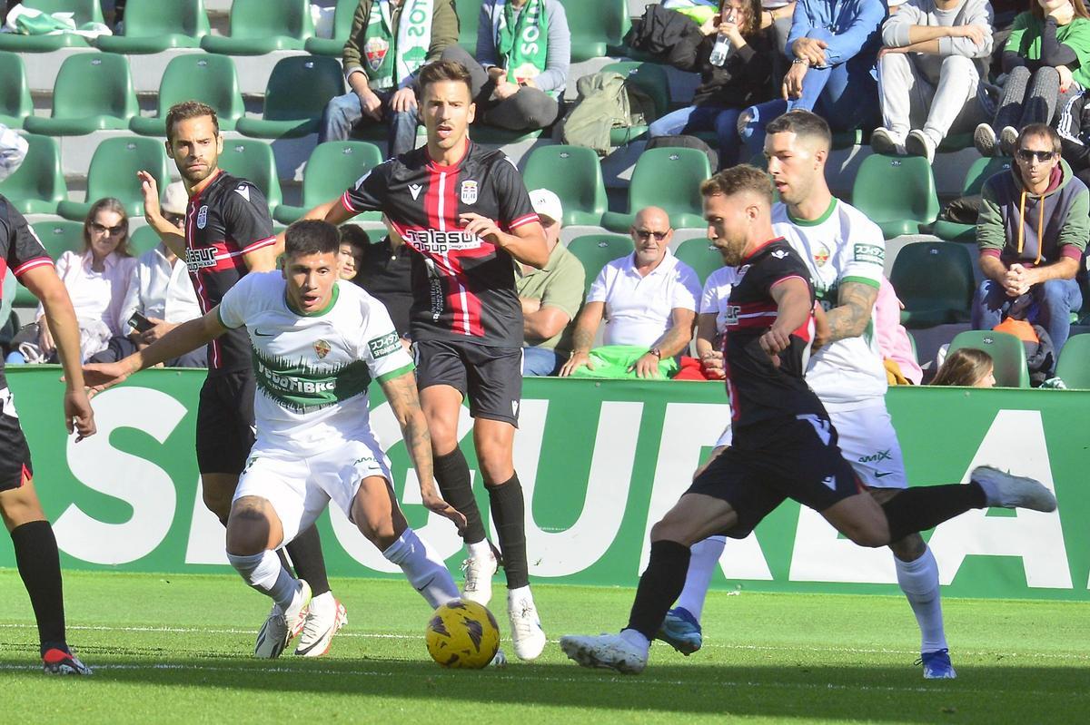 Alineaciones de elche c. f. contra fc cartagena