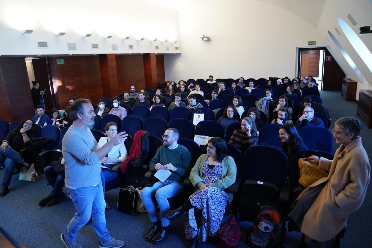 Un momeno del encuentro celebrado en la sede de Afundación.