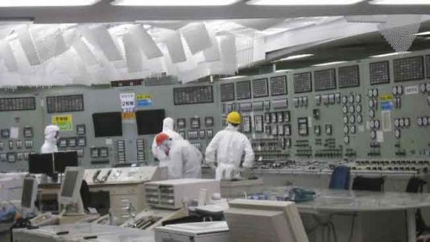 Evacuados los trabajadores del reactor 2 de Fukushima