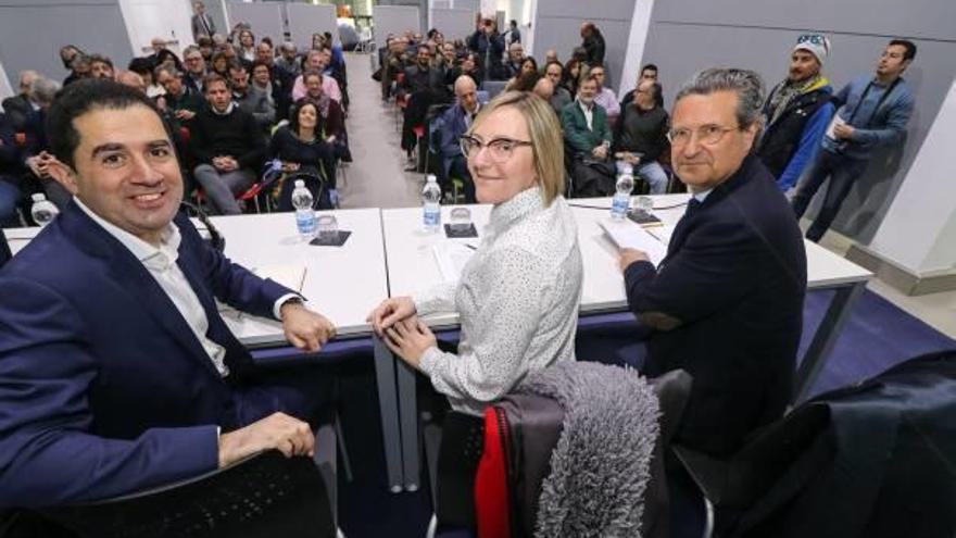 El alcalde de Alcoy y presidente del Consorcio junto a la consellera de Vertebración del Territorio en la presentación del plan.