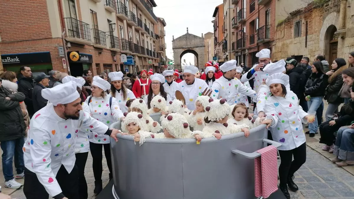 Toro se rinde al inagotable ingenio de su cantera carnavalera