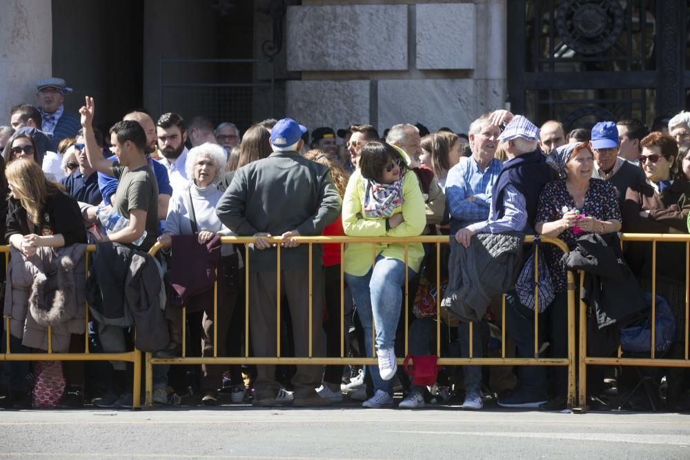 Búscate en la mascletà del 11 de marzo