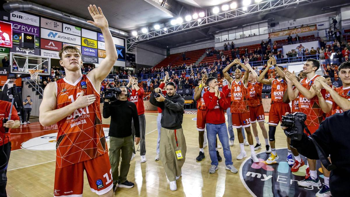 Marcis Steinbergs, el dia que va ser homenatjat per convertir-se en l'estranger amb més partits
