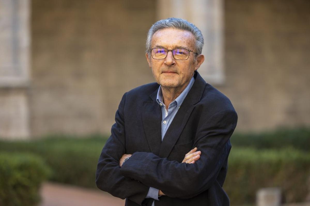 Josep Palomero és escritpor, lingüista i acadèmic, a més d'un estret col·laborador de 'Mediterráneo'.