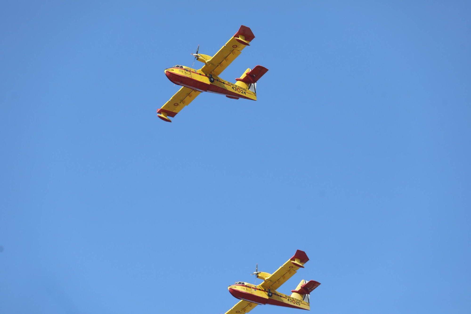 EN IMÁGENES: Así fue la revista naval  del Rey Felipe VI y la exhibición aérea en Gijón por el Día de las Fuerzas Armadas