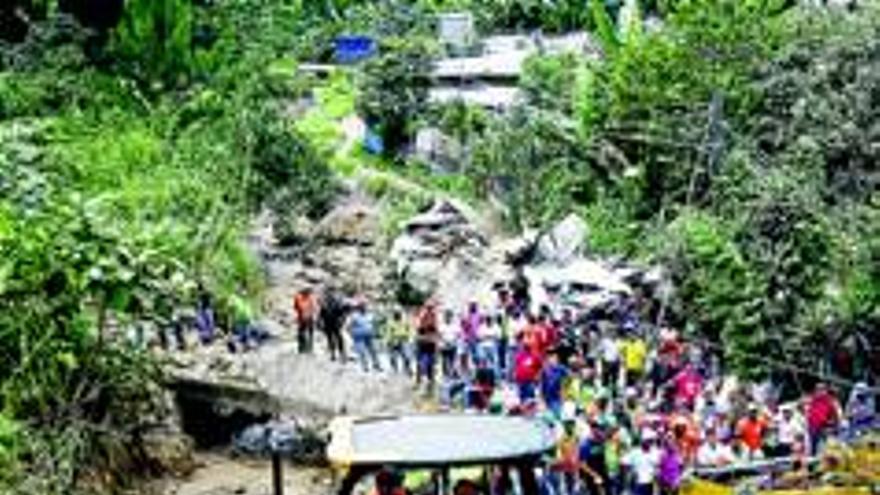 Un alud provoca la desaparición de 350 personas en Guatemala