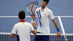 Novak Djokovic encontró en Bautista a un duro rival.