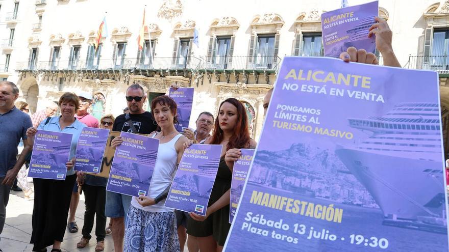 La primera manifestación contra el turismo masivo de Alicante podría concentrar a más de 200 personas