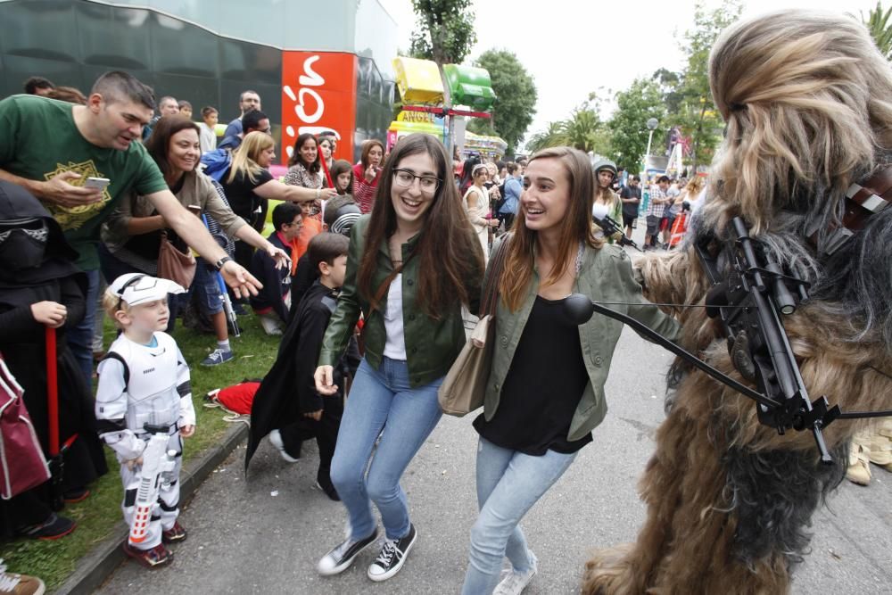 Desfile de "Starwars" en Metrópoli