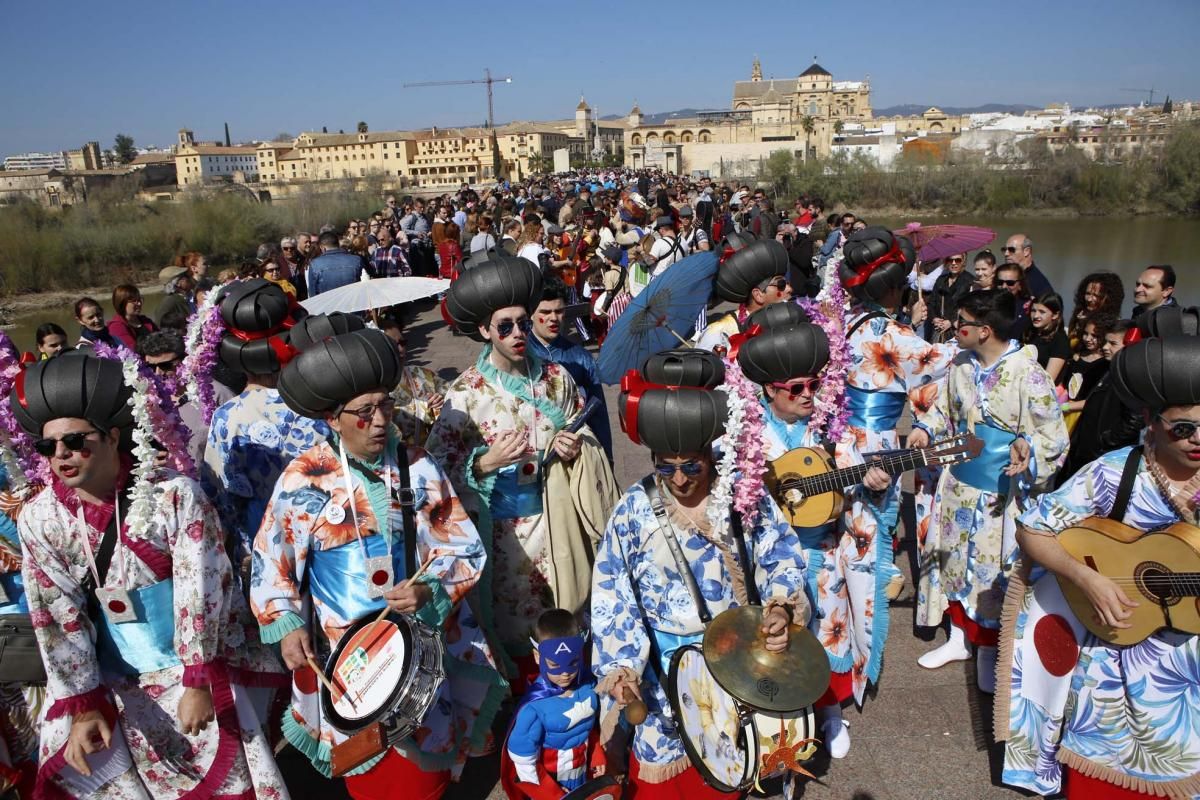 Carnaval de Córdoba: pasacalles en la Calahorra y fiesta infantil en el Bulevar