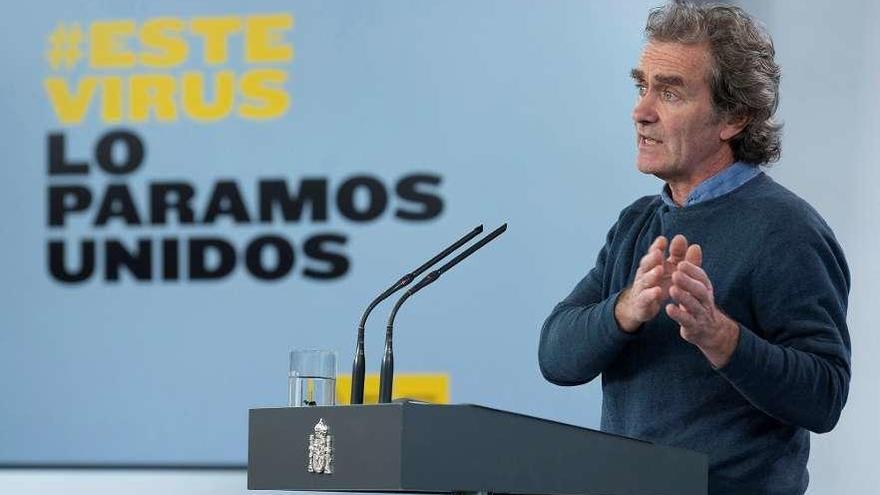 El director del Centro de Alertas y Emergencias Sanitarias, Fernando Simón, ayer en La Moncloa.