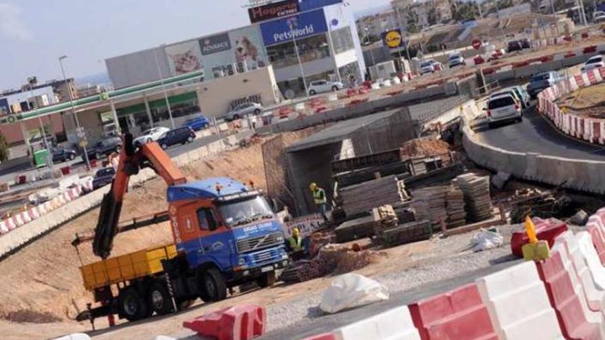 La construcción fue uno de los pilares económicos de la Vega Baja y Convega busca ahora alternativas.