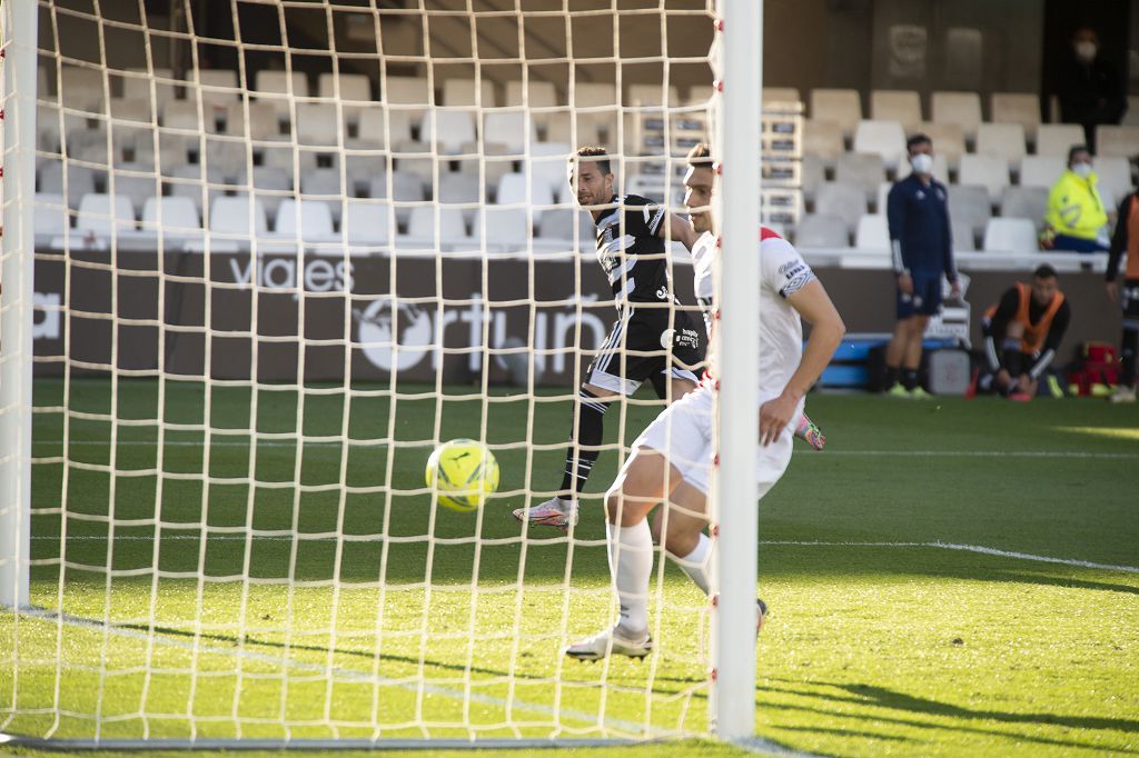 El Cartagena planta cara al Rayo Vallecano