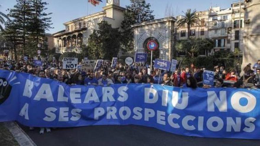 El mes próximo se sabrá si se permiten  las prospecciones petrolíferas en Balears