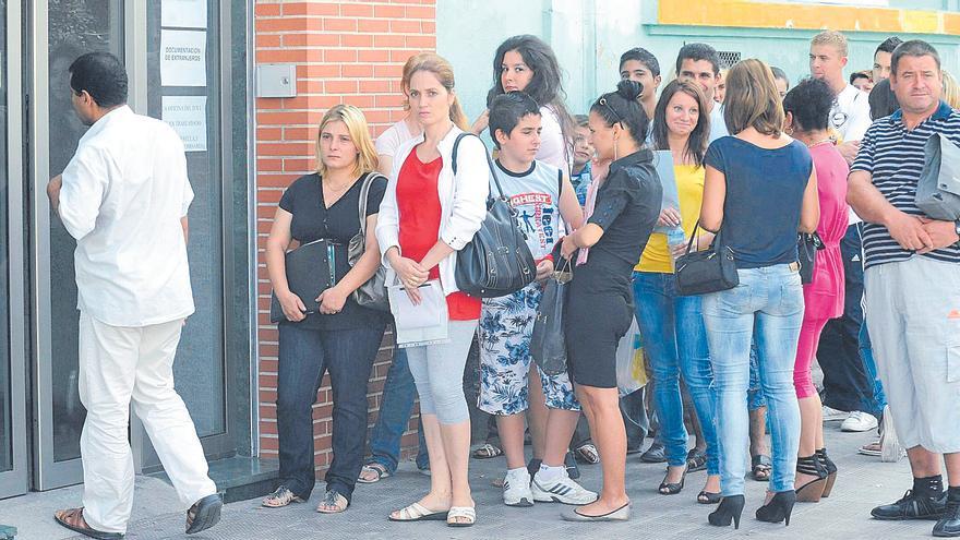 Castellón registra un récord de extranjeros que adquieren la nacionalidad